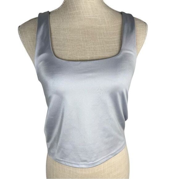 Fabletics Iridescent Powder Blue Silver Lydia Shine Built In Bra Cropped Tank - Picture 4 of 8